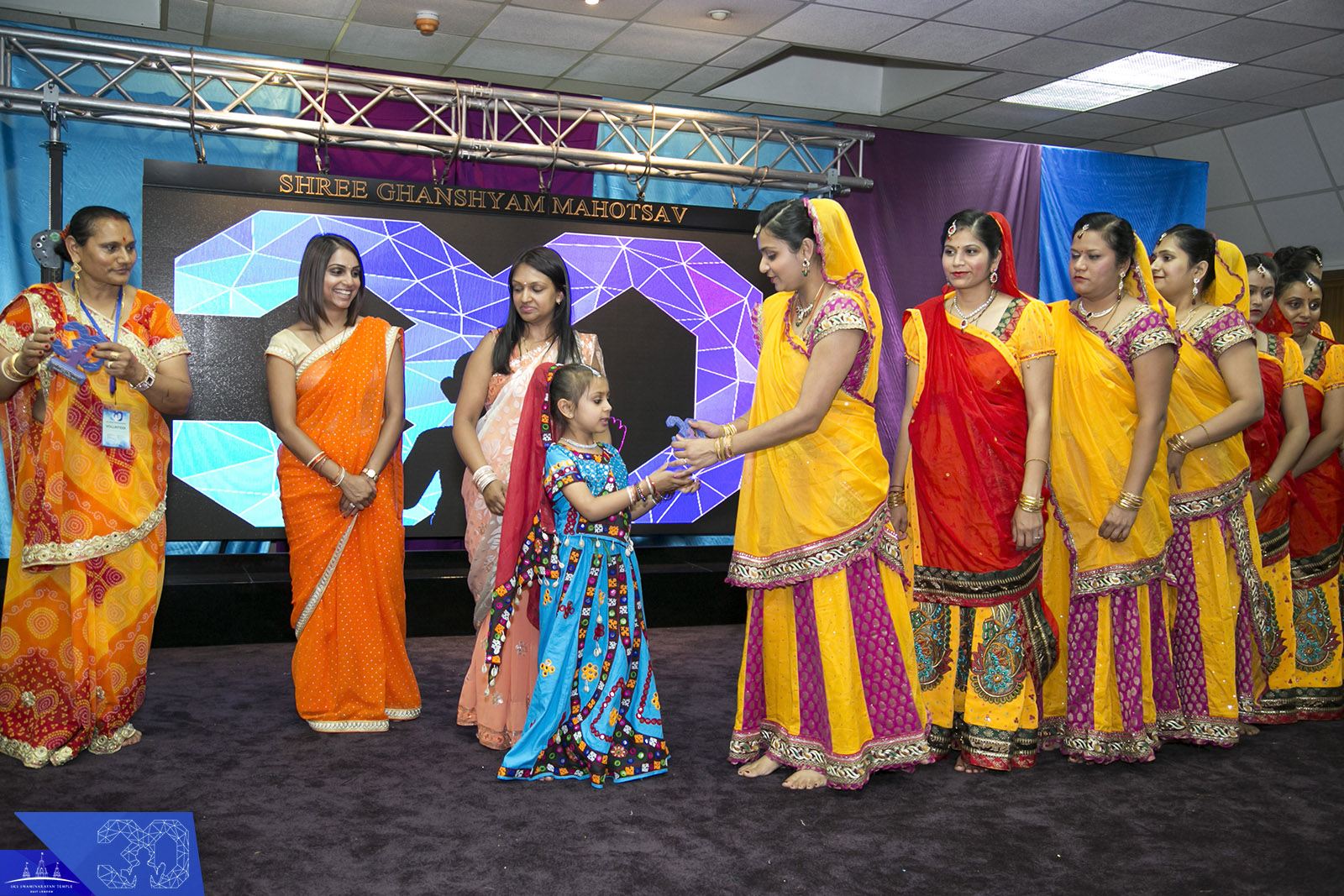 ©1987-2017 SKS Swaminarayan Temple East London